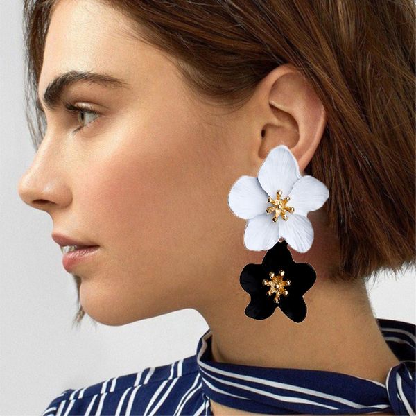 

2019 new design fashion jewelry big double flower mixed color earrings for women summer style party wedding exaggerated earrings, Silver