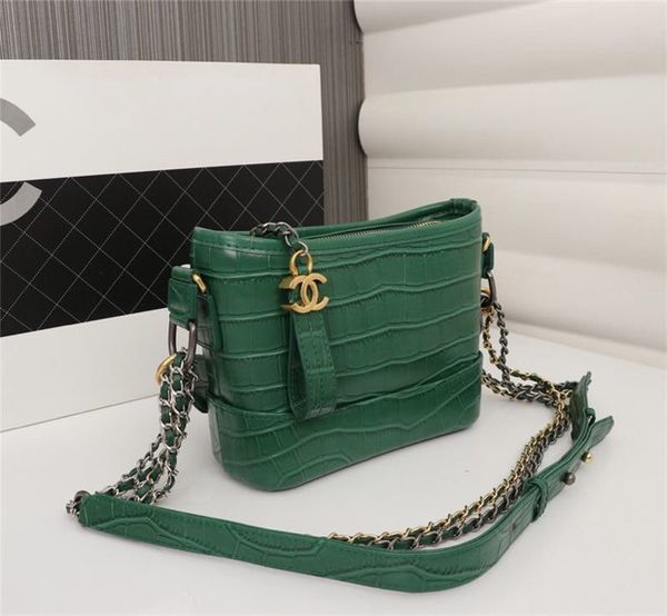 

Quality pu leather oft face women bag wild houlder me enger bag quilted hell bag pendant cute deer