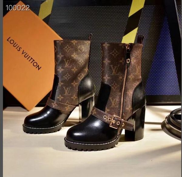 

boot 2019 luxury women boots fashion street leather and heavy-duty sole women fashion martin boots, Black