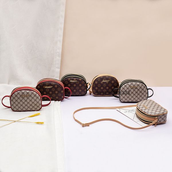 

женин mini zipper bag пѬоа ђмка texture satchel одно плео кѬеа ела поведневна ђмка, Black