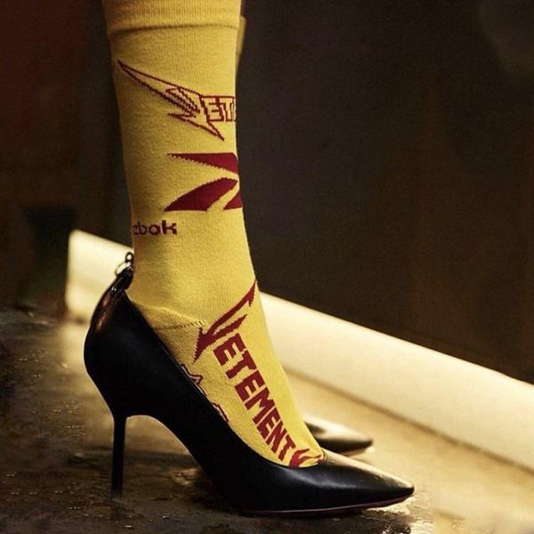 

vete men women towel sock movement cotton embroidery socks sporty sock new fashion street skateboard men women sock hfymwz002, Black