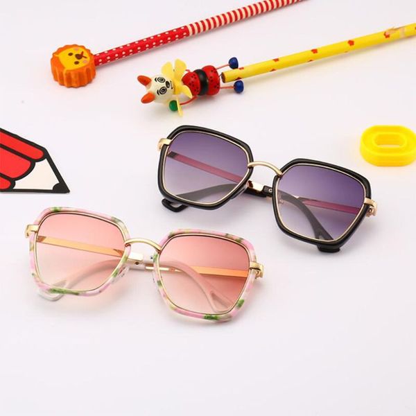 

2019 8 colors kids punk round square sunglasses baby boys girls metal sun glasses uv400, White;black