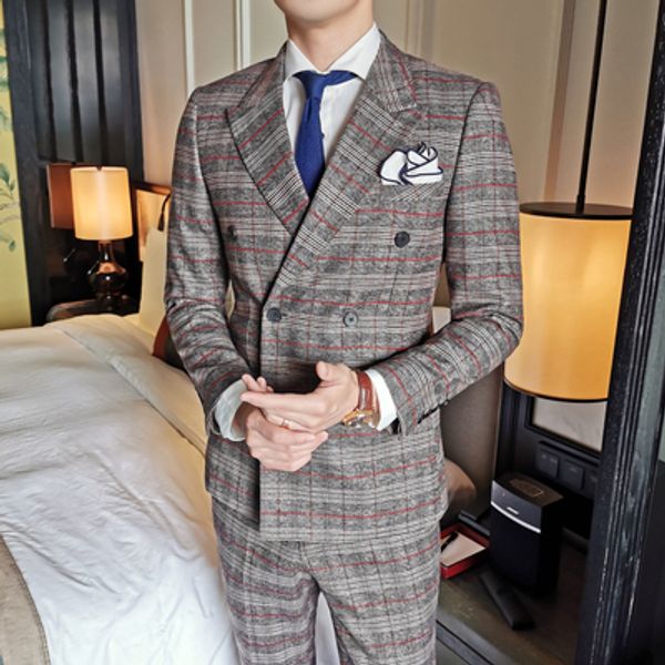 

2019 spring new male plaid suit casual youth nightclub tide male hair stylist british plaid suit three-piece, White;black