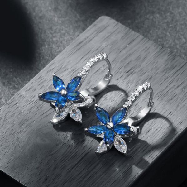 

korean statement stud earrings lovely romantic flower stone shape simple cubic stud earrings for women jewelry aretes de mujer, Golden;silver