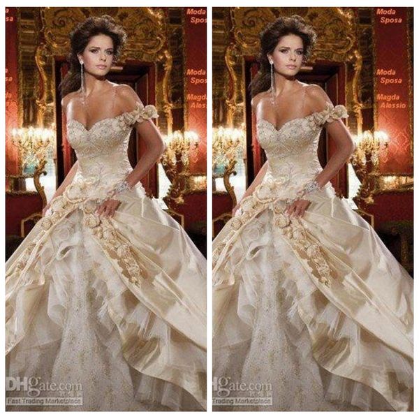 

2019 off shoulder lace appliques a-line wedding dresses handmade flowers adorned bridal gowns vintage vestidos de marriage spring, White