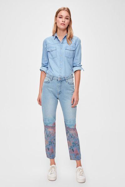 

trendyol printed high waist mom jeans twoaw20je0280, Blue