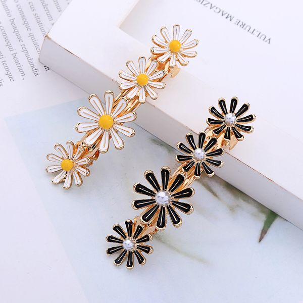 

kissme unique black&white enamel flowers acrylic pearl stamen barrettes for women gifts gold color fashion jewelry dropshipping, White;golden