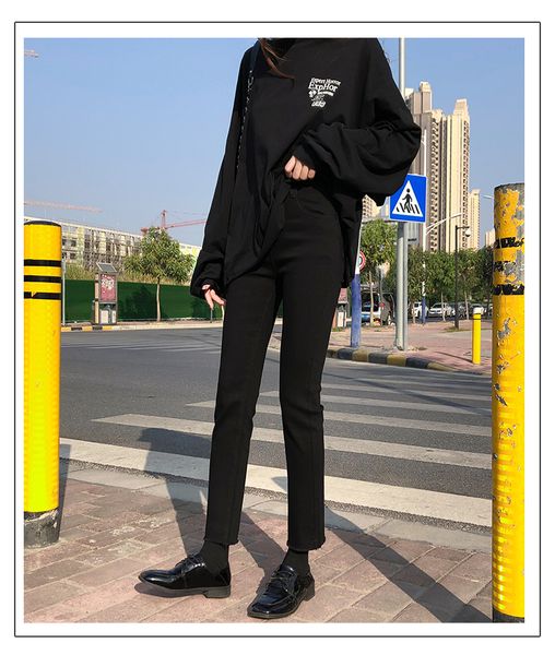 

черный wash light blue jeans