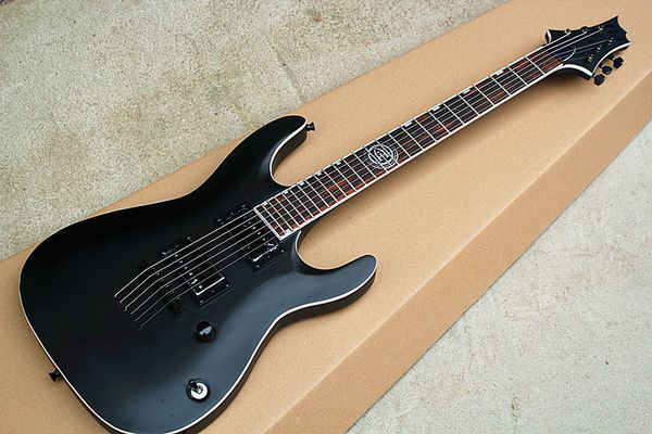 Chitarra elettrica speciale a due angoli, hardware nero, tasti speciali intarsiati, corde in un unico pezzo e pickup HH, fornire servizi personalizzati