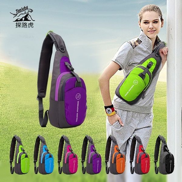 

new pattern men and women outdoor sport messenger chest package korean leisure time backpack
