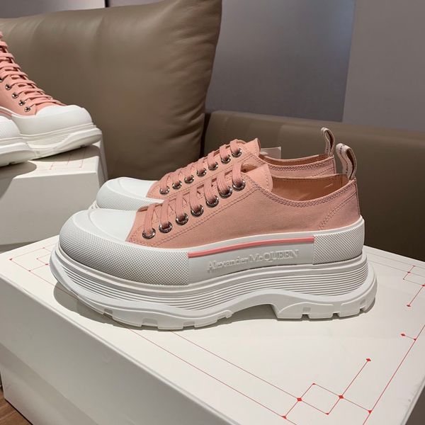 

2020 new style luxury women's men's party outdoor sports basketball shoes triple fashion platform shoes men's shoe women&#039