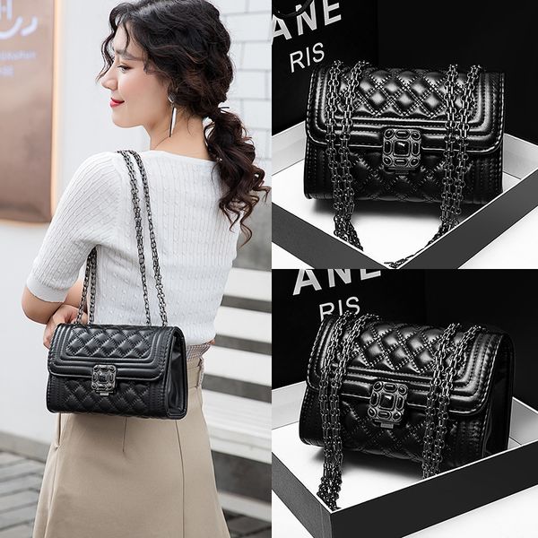 

ladies shoulder bag leather bag spring and summer new diagonal small fragrant wind chain small square