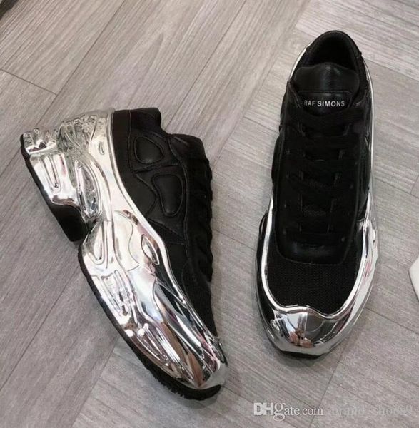 

designer sneakers raf simons oversized sneaker ozweego shoe men women luxury designer shoes in silver metallic effect sole sport trainer a8, Black