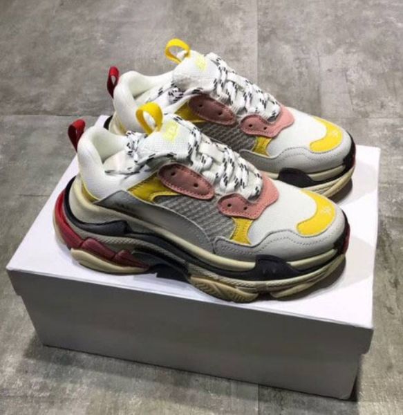 

new paris 17fw triple s clunky sneakers mens women casual shoes triple s clear sole white green black red rainbow sports outdoor dad shoe