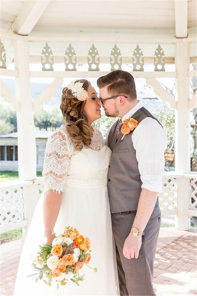 

Country Lace Wedding Dresses Plus Size Pleats A-line Tulle Sheer Wedding Gowns Bridal Dresses vestidos de noiva With Sleeves