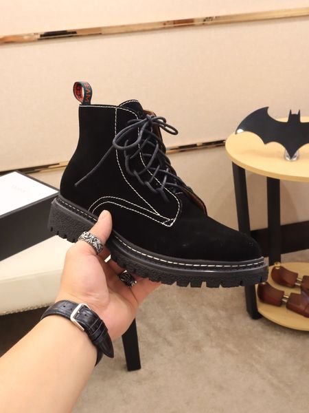 

2020 new designer shoes man tiger bee blue red stripes distressed luxury shoes real leather fashion ace sneaker for men, Black