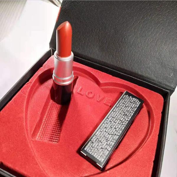 

М Марка Помада Наборы Блеск Помада Руж A levres Любовь Губная Помада 2 шт. / Компл. Мато