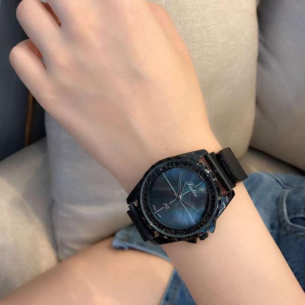 

2019 горячий продавать спортивный стиль аналоговые часы для дам, Slivery;brown