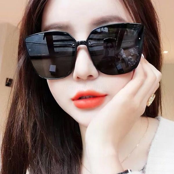 

2020 oversized women flat cat eye sunglasses elegant big sun glasses uv400 for brazil, White;black