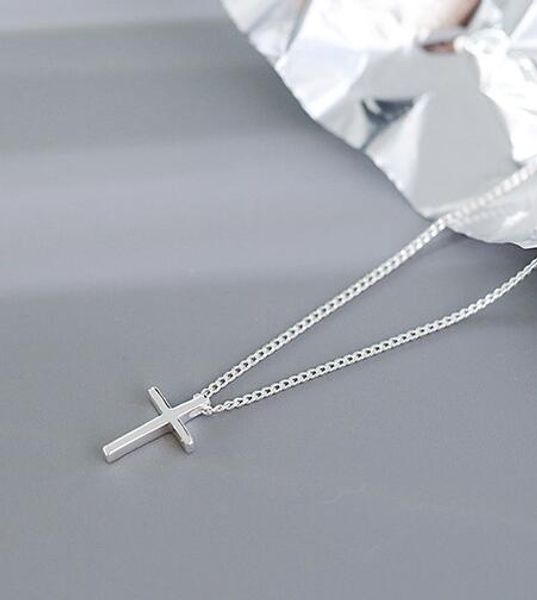 Whole Woman 925 Sterling Silver Cross Necklace Simple Temperament Gothic Cool Girl Pendants Necklaces Statement Collar Women Boutique Jewelry New
