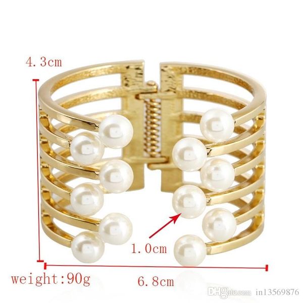 

2019 women female ladiespersonality exaggerated metal opening hand pearls hollow out bracelets unique design metal bangles wristband, Black