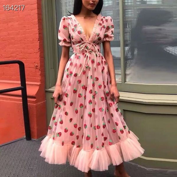 

2020 new spring summer runway strawberry sequins dress women's v-neck short sleeve empire bohemia mesh holiday long pink dresses, Black