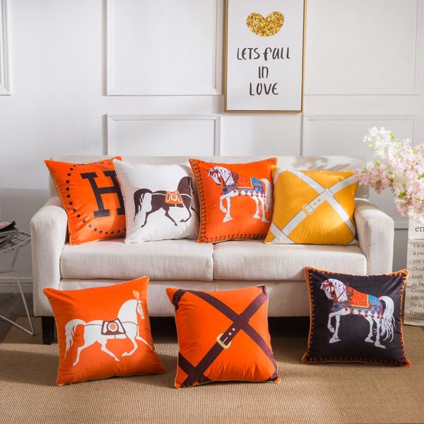7styles Retro H Letter Horse Pattern Pillow Covers High End Soft