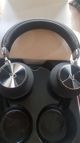 

2019 new wirele headphone 5a quality b o h9i tereo blueotoh over ear headphone for young people with logo