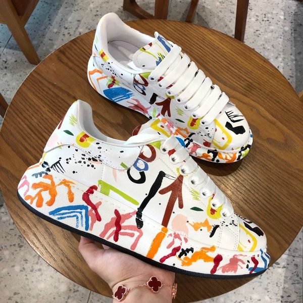 

platform men's and women's shoes wild vintage luxury casual shoes graffiti leather sneakers women's shoes white shoe 06, Black