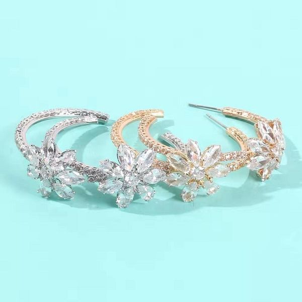 

wholesale-out gem flower c hoop earrings for women luxury designer bling diamond hoops circle gold silve huggie earrings zircon jewelry gift, Golden;silver