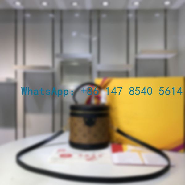 

m62788 the new fashion women in 2019 simple handbag one-shoulder bag classic zipper bag