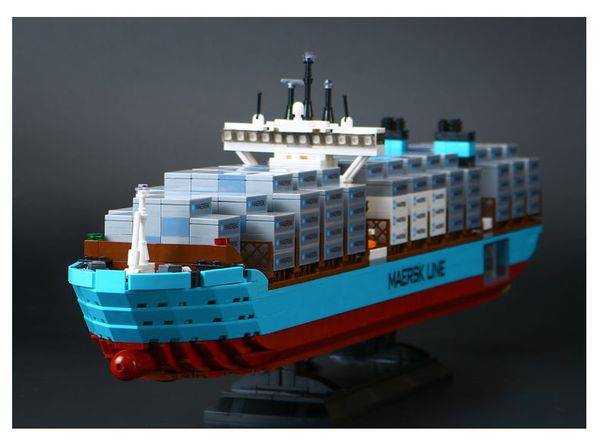 

22002 technic series the maersk cargo container ship set building blocks bricks model toys compatible with 10241