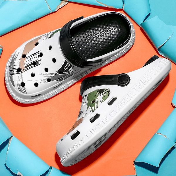

мужские сандалии обувь повседневная slip-on 2020 новый летний выдалбливают водные сандалии тапочки вьетнамки размер 40-45 мужчины, Black