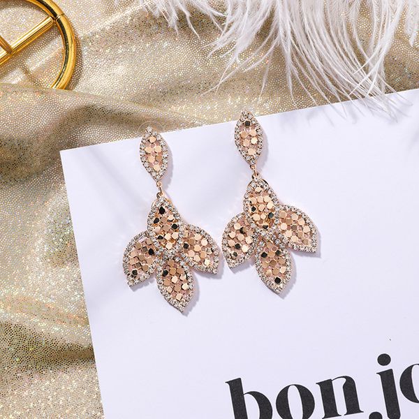 

2018 корейский простой блестящий горный хрусталь серьги для женщин листья полосы pendientes party girl партия уха ювелирные изделия аксессуа, Silver