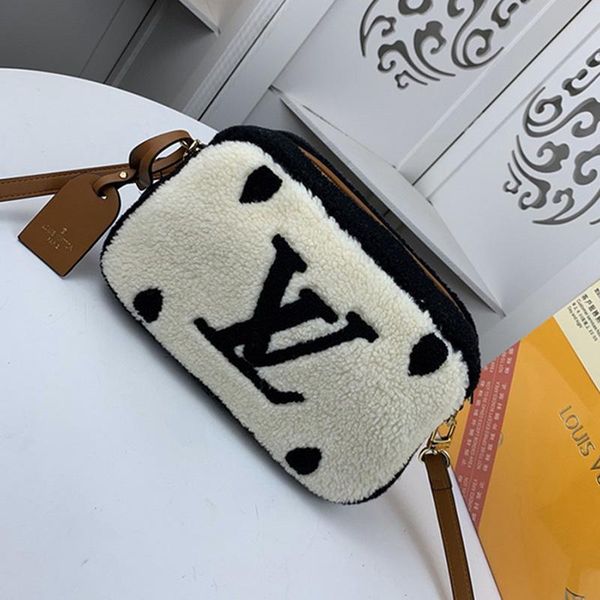 

l3 international brand ladies small square bag fashion entertainment package classic charm exquisite fashion design party delivery, Black;red