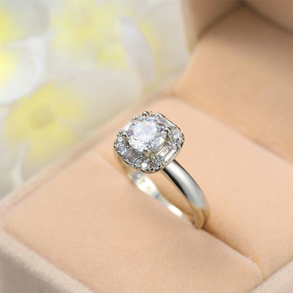 

new crystal engagement ring for women round geometry zircon austria crystal romantic wedding rings wholesale, Slivery;golden