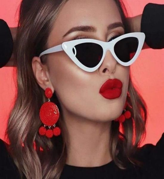 

симпатичные сексуальные ретро cat eye солнцезащитные очки женщины малый черный белый треугольник 2018 vintage дешевые солнцезащитные очки кр