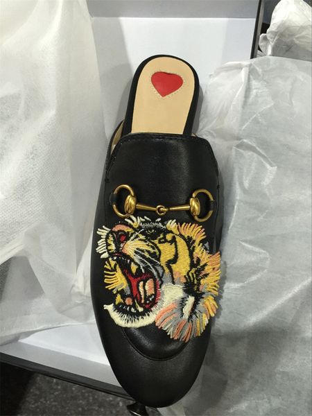 

designer slippers women genuine leather mules flat mules shoes metal chain casual shoes loafers fashion outdoor slippers ladies summer t07, Black