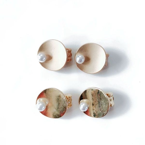 

fashion round alloy cute pearl charm cute clip earring, Silver