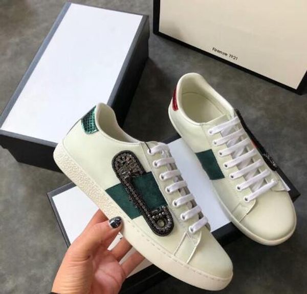 

2019 new style men loafers designer slip on mens loafer shoes italian brand dress loafers men moccasins shoes, Black