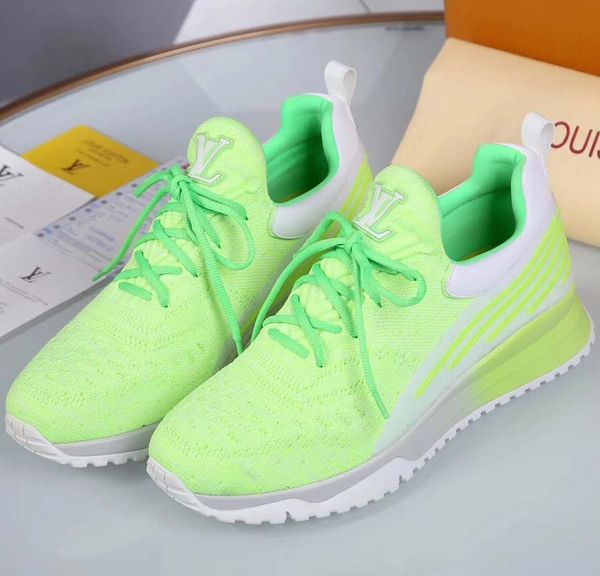 

с коробкой кроссовки повседневная обувь тренеры мода спортивная обувь высокого качества кожаные сапоги сандалии тапочки старинные воздуха дл, Black