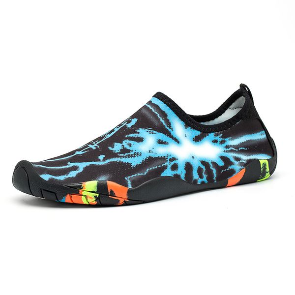 

aqua shoes summer shoes men breathable beach slippers upstream woman swimming sandals diving socks tenis masculino