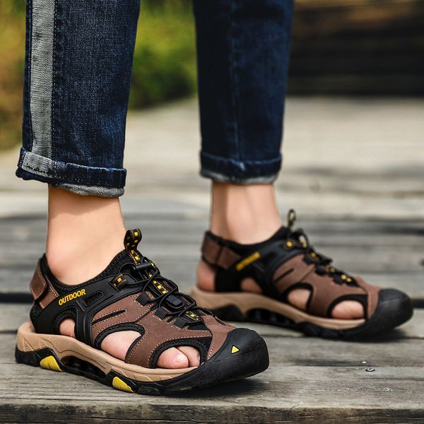 

new outdoor sandals for men in summer head leather sandals breathable casual large size, Black