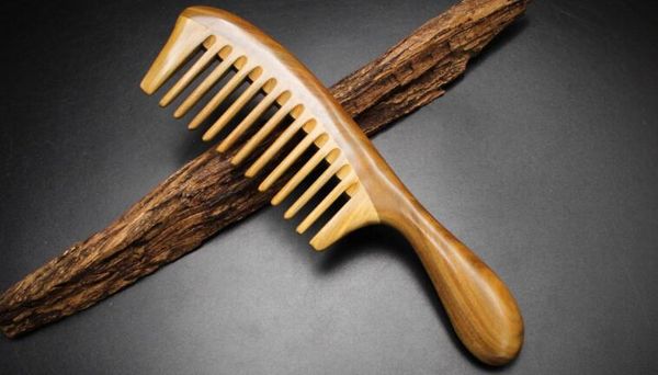 

Natural hzpz green andalwood comb andalwood handle comb, Silver