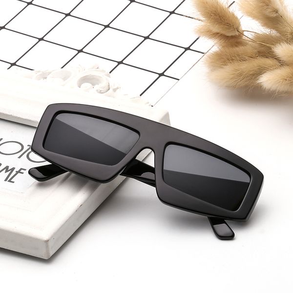 

oversize frame sunglasses 2019 fashion man women square eyewear ladies retro gradient sun glasses female uv400 3267, White;black