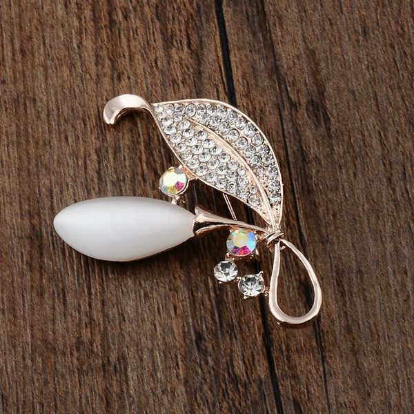 

cr jewelry new european version of opal brooch popular lily pin female fashion creative clothing accessories manufacturers wholesale, Gray