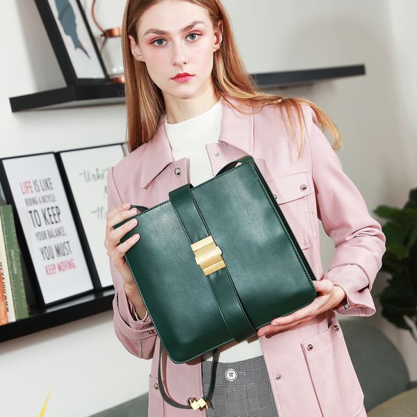 

new european and american genuine leather women's crossbody handbag retro lock fashion large capacity bucket shoulder bags 9071