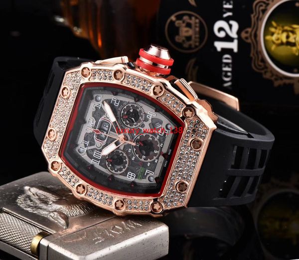 

оптовые модные мужские роскошные часы все циферблат хронограф алмазный безель дизайнерские часы кварцевый механизм спортивные наручные часы, Slivery;brown
