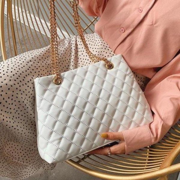 

2019 new tide xiaofeng lingge chain pack chic baiji sluice bagaaa129