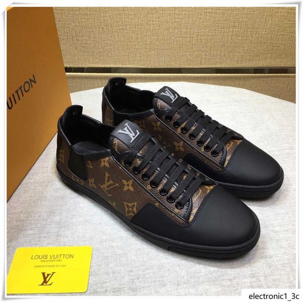 

2019qrf spring and autumn men s casual sports shoes high-belt travel sneakers, with micro-standard, with the original box fast deliveryh